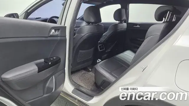 Kia Sportage The Bold 2019 — Фото 12/20
