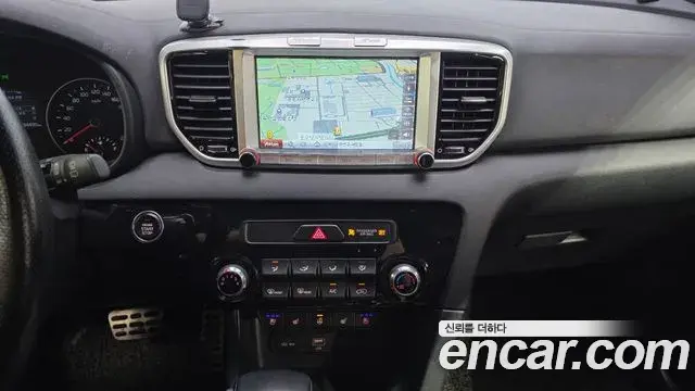 Kia Sportage The Bold 2019 — Фото 13/20