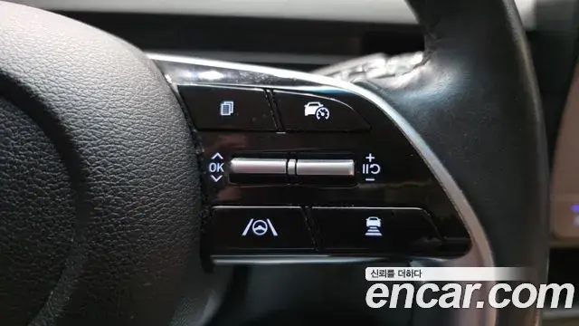 Hyundai Staria 2021 — Фото 16/20
