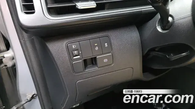 Hyundai Staria 2021 — Фото 20/20