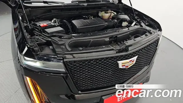 Cadillac Escalade 2023 — Photo 20/39