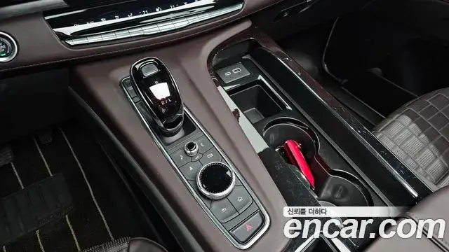 Cadillac Escalade 2023 — Photo 34/39
