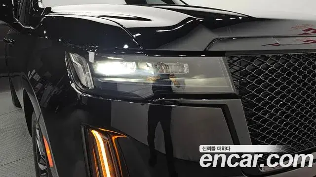 Cadillac Escalade 2023 — Photo 22/39