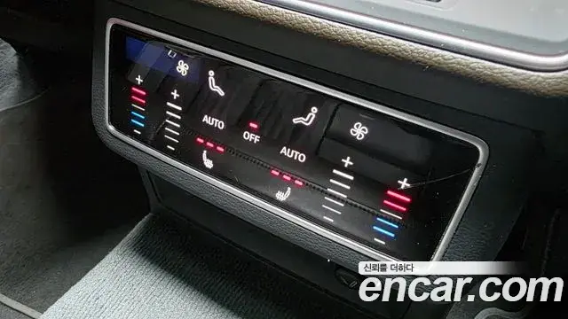 Audi A7 2020 — Фото 17/20