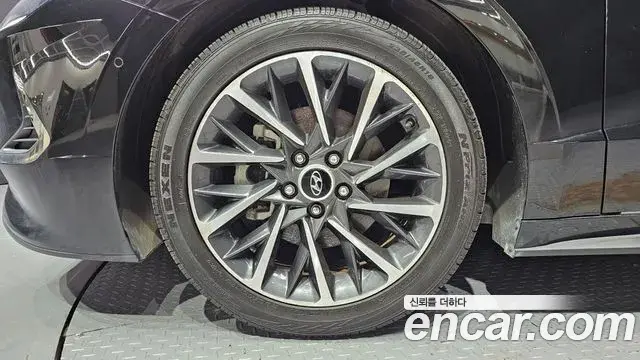 Hyundai Sonata 2020 — Фото 5/20