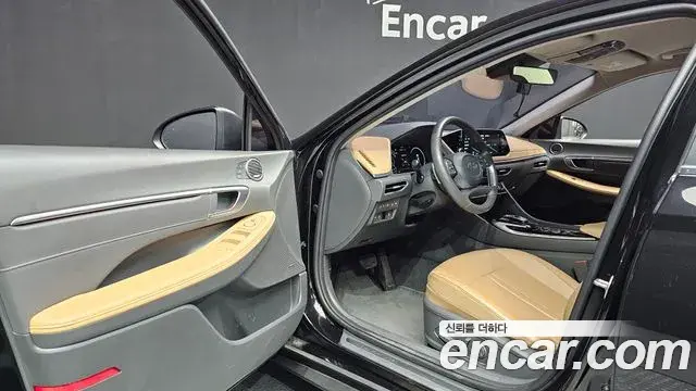 Hyundai Sonata 2020 — Фото 10/20