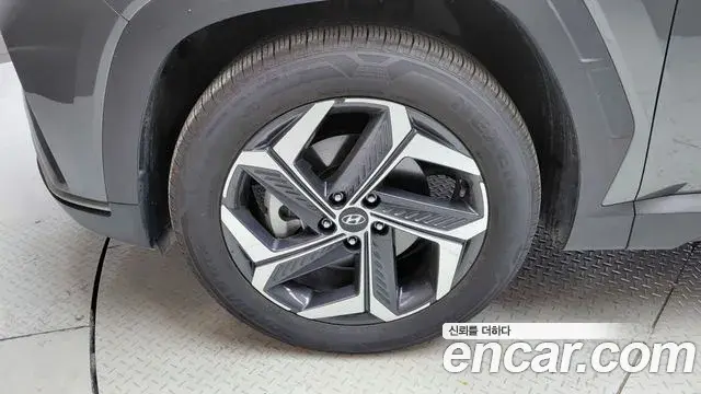 Hyundai The New Tucson 2023 — Фото 5/20