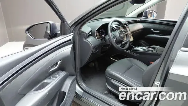 Hyundai The New Tucson 2023 — Фото 10/20