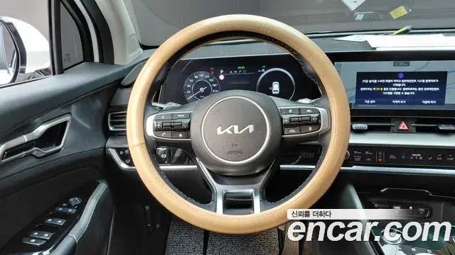 Kia Sportage 2024 — Фото 15/20