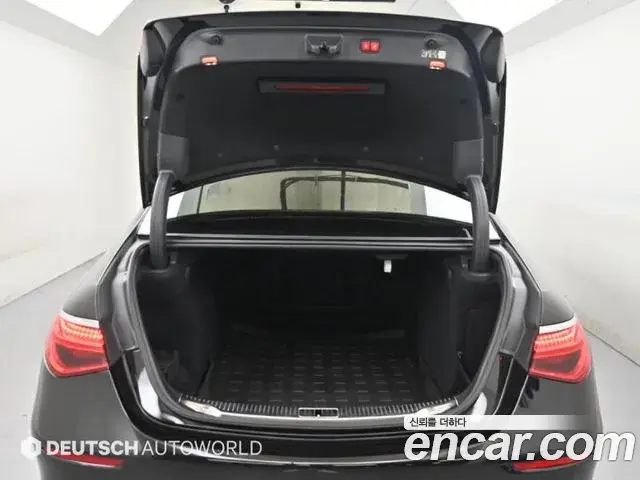 Mercedes-Benz S-Class 2022 — Фото 19/20