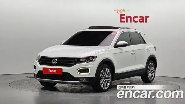 Volkswagen T-Roc 2021 — ფოტო 8/30