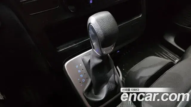 Hyundai Staria 2023 — Фото 9/20