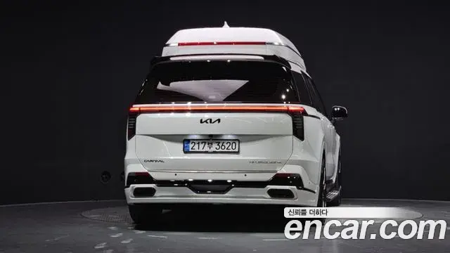 Kia Carnival 2025 — ფოტო 16/37