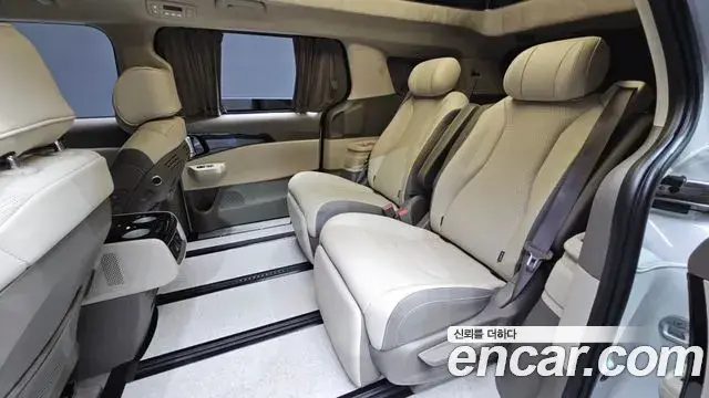 Kia Carnival 2025 — ფოტო 9/37