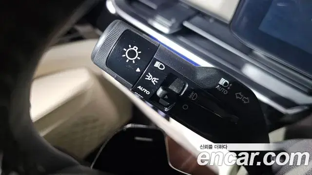Kia Carnival 2025 — ფოტო 18/37