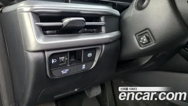 Hyundai Grandeur 2023 — Фото 17/20