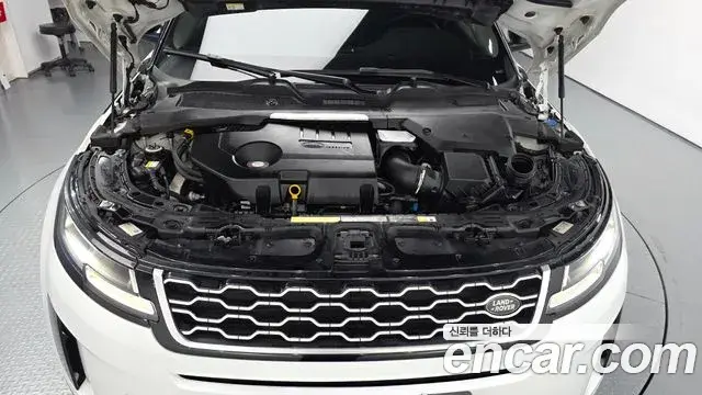 Land Rover Range Rover Evoque 2019 — Photo 7/30