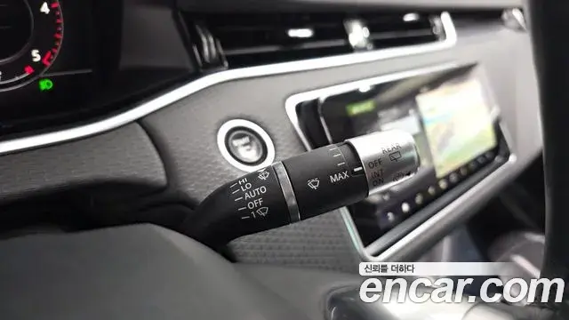 Land Rover Range Rover Evoque 2019 — Photo 26/30