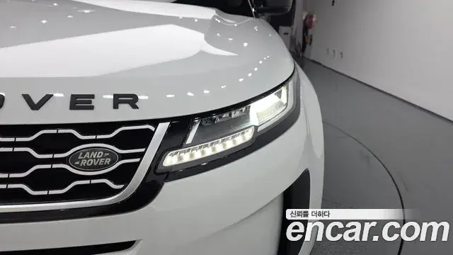 Land Rover Range Rover Evoque 2019 — Photo 2/30