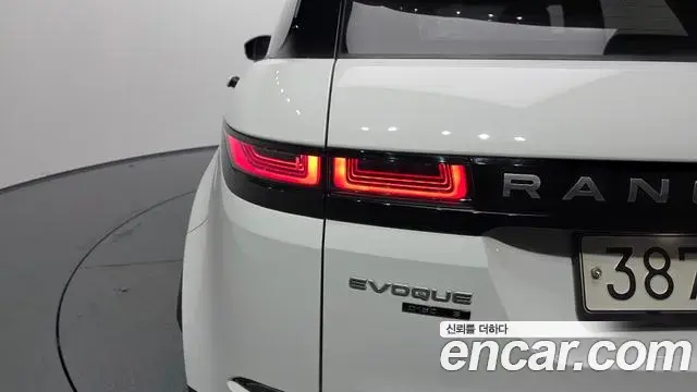 Land Rover Range Rover Evoque 2019 — Photo 10/30
