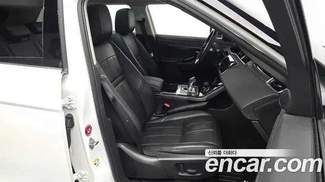 Land Rover Range Rover Evoque 2019 — Photo 24/30