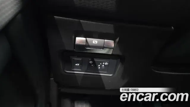 Land Rover Range Rover Evoque 2019 — Photo 25/30