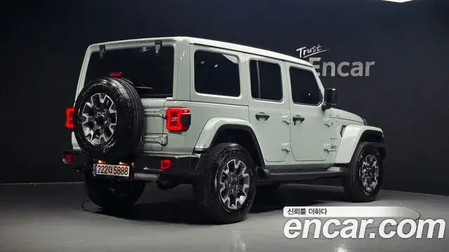 Jeep Wrangler 2024 — Фото 2/20