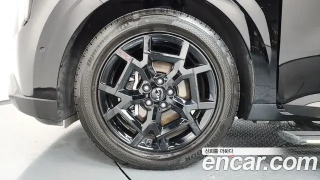 Kia Carnival 2024 — Фото 11/20