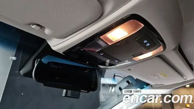 Hyundai Staria 2024 — Photo 15/20