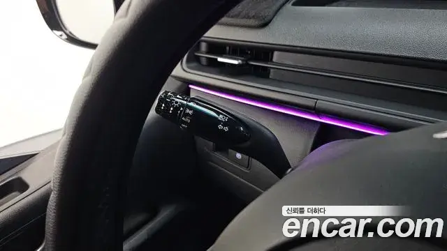 Hyundai Staria 2024 — Photo 16/20