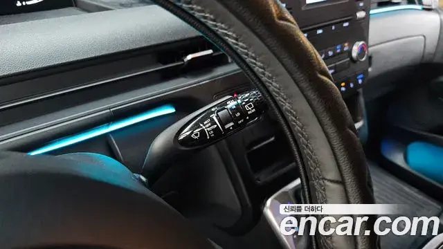 Hyundai Staria 2024 — Photo 17/20