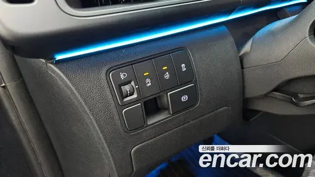 Hyundai Staria 2024 — Photo 19/20