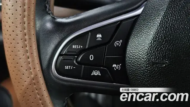 Renault Samsung SM6 2020 — Фото 17/20