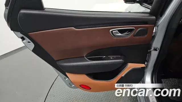 Renault Samsung SM6 2020 — Şəkil 25/33