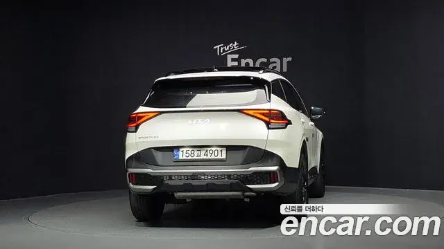 Kia Sportage 2021 — Фото 4/20