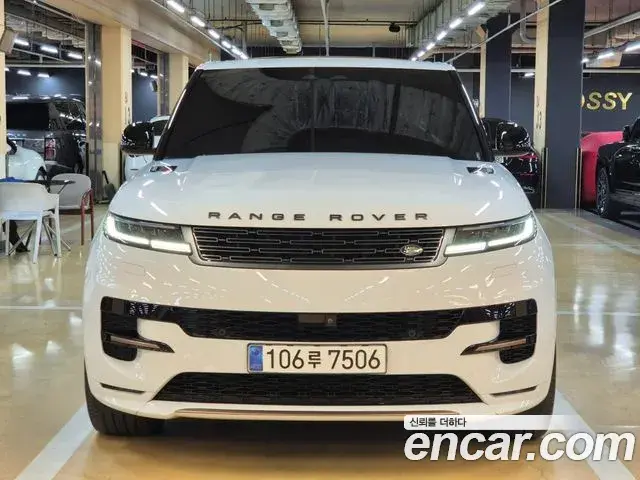 Land Rover Range Rover Sport 2023 — ფოტო 14/20