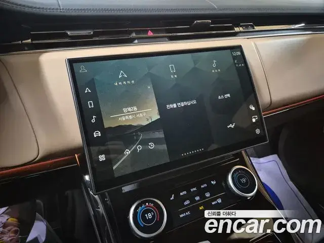 Land Rover Range Rover Sport 2023 — ფოტო 7/20