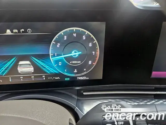 Kia Carnival 2021 — Фото 6/19