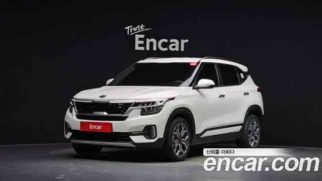 Kia Seltos 2020 — Фото 1/20