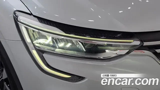 Renault Samsung XM3 2022 — ფოტო 4/32
