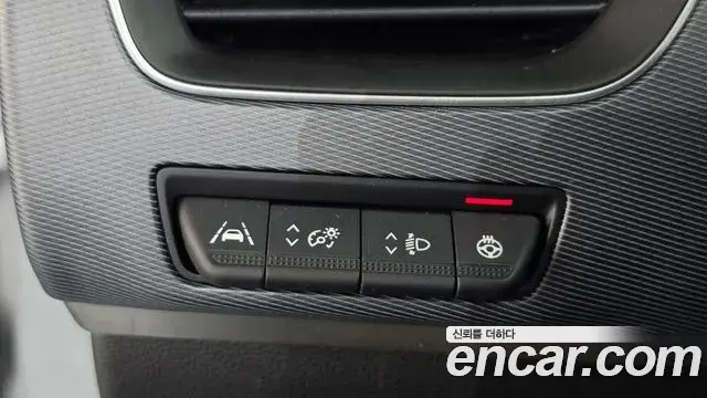 Renault Samsung XM3 2022 — ფოტო 17/32
