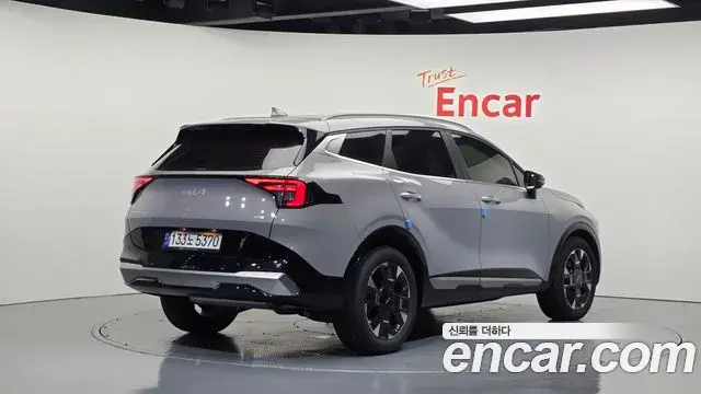 Kia Sportage 2025 — Фото 2/20