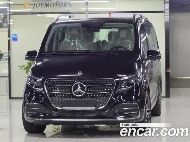 Mercedes-Benz V-Class 2025 — Фото 18/18