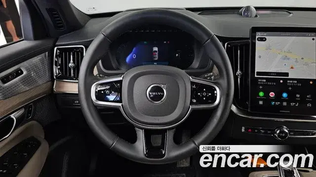 Volvo XC90 2025 — Фото 13/20