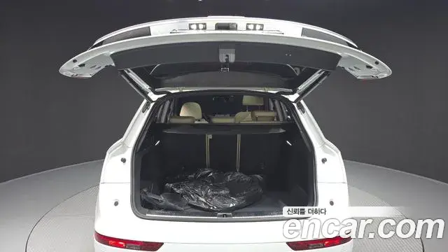 Audi Q5 2021 — Фото 20/20