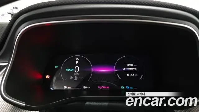 Renault Samsung Arkana 2025 — Фото 6/20