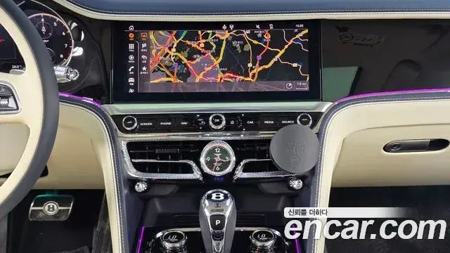 Bentley Flying Spur 2021 — Фото 14/20