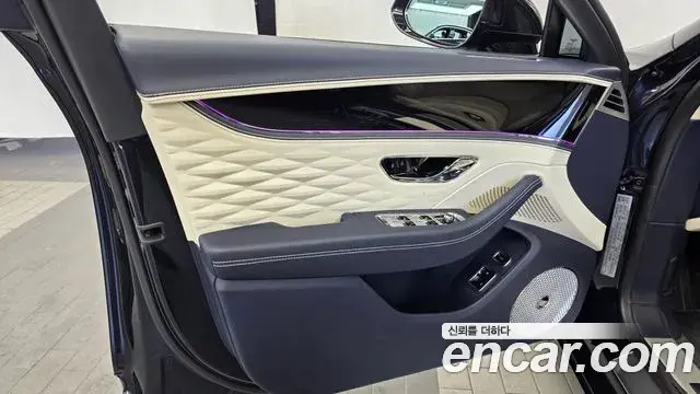 Bentley Flying Spur 2021 — Şəkil 9/34