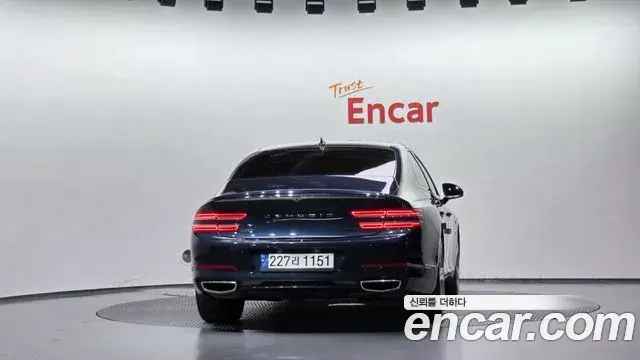 Genesis Electrified G80 2020 — Фото 4/20