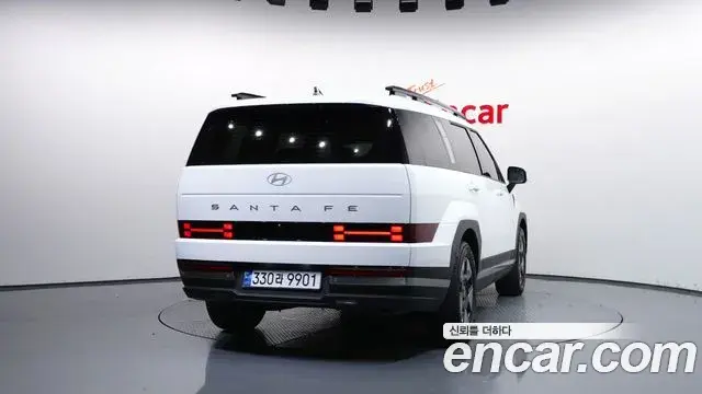 Hyundai Santa Fe 2024 — Фото 4/20